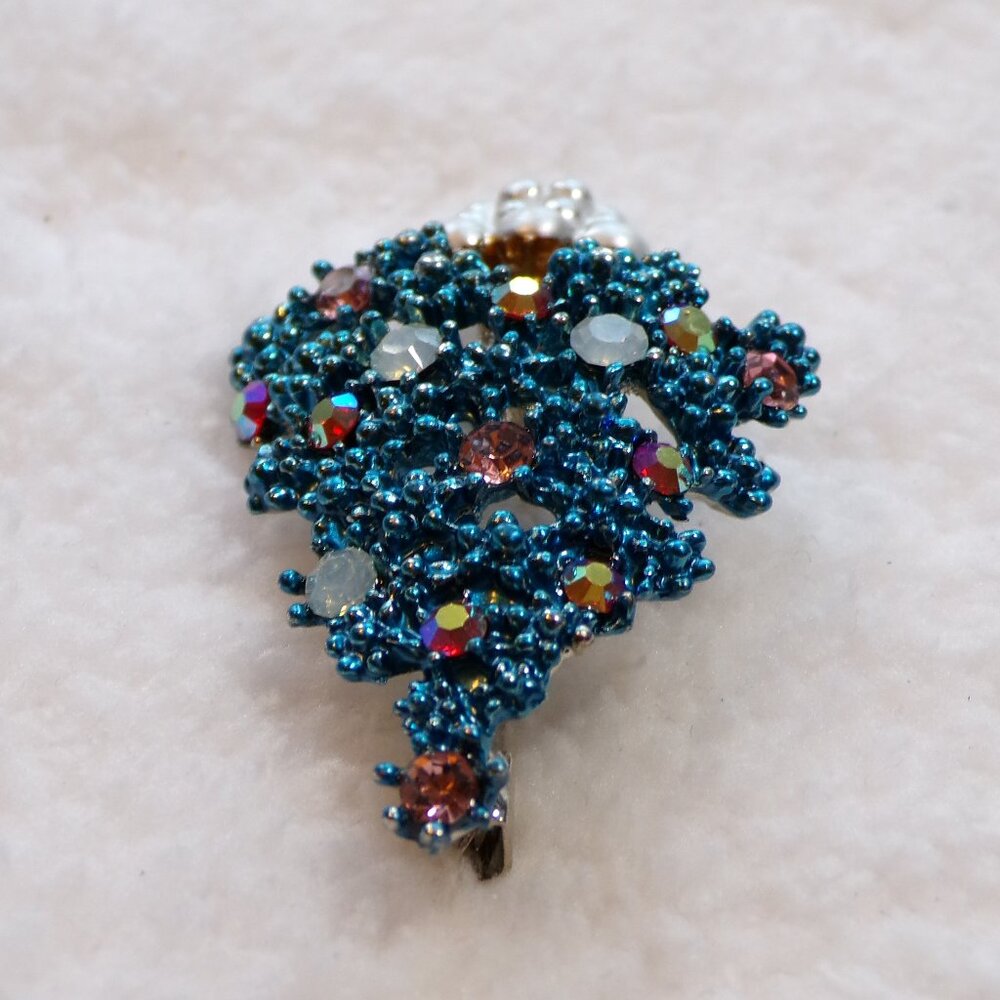 Blue Rhinestone Holiday Tree Pin Brooch - Picture 6 of 8